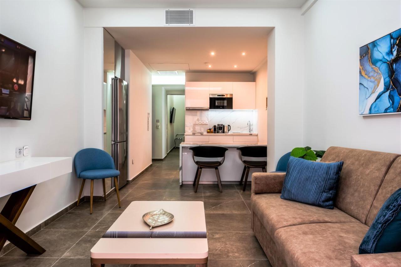 Chic Centre Suites Афины Экстерьер фото