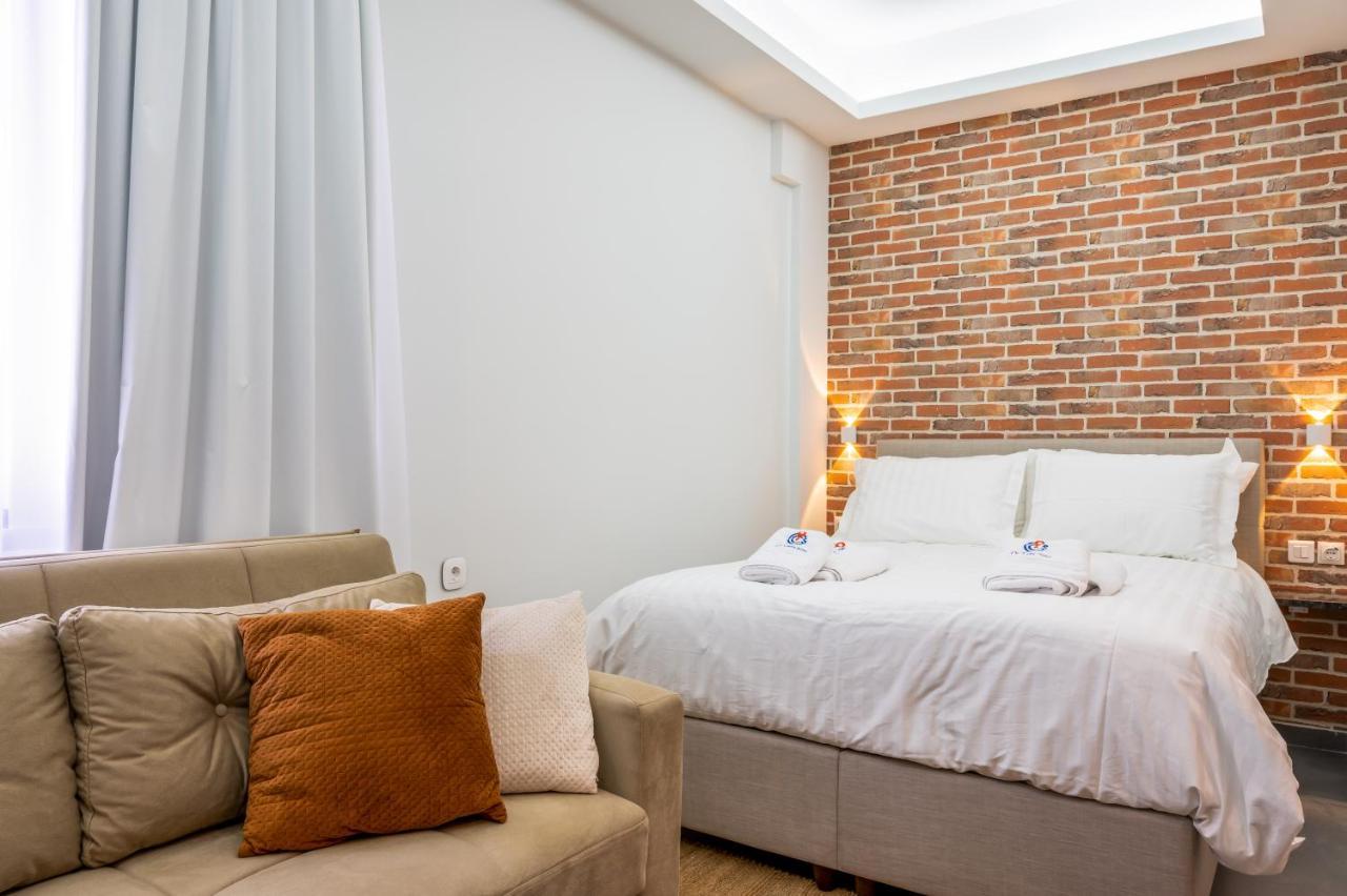 Chic Centre Suites Афины Экстерьер фото