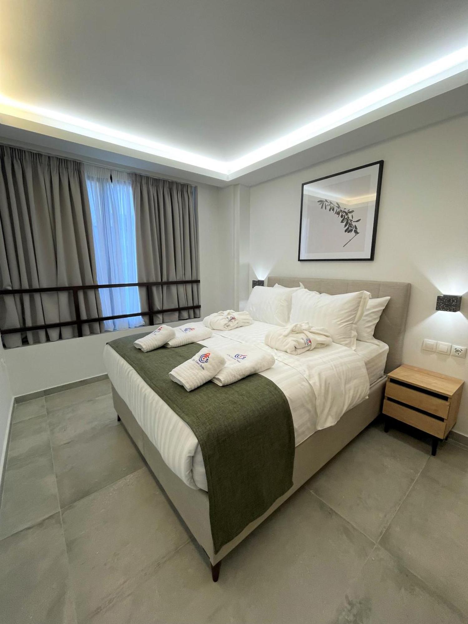 Chic Centre Suites Афины Экстерьер фото