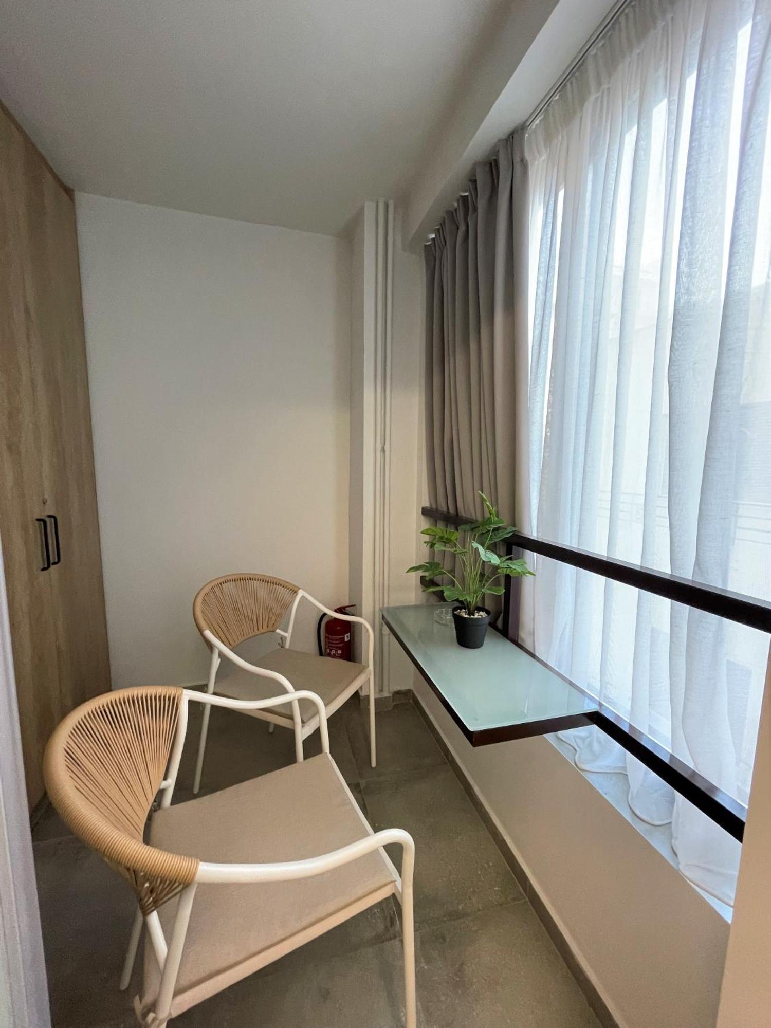 Chic Centre Suites Афины Экстерьер фото