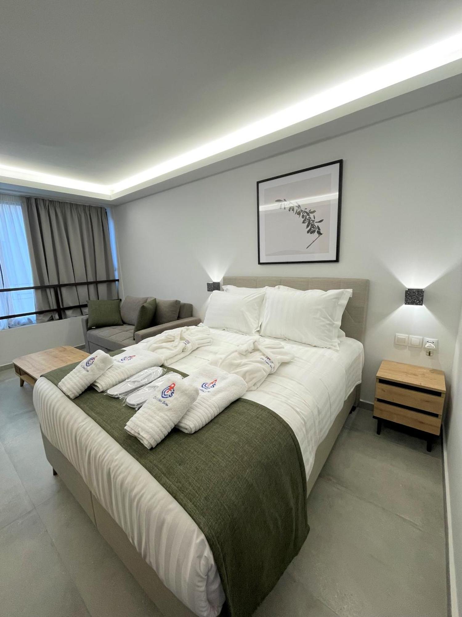 Chic Centre Suites Афины Экстерьер фото