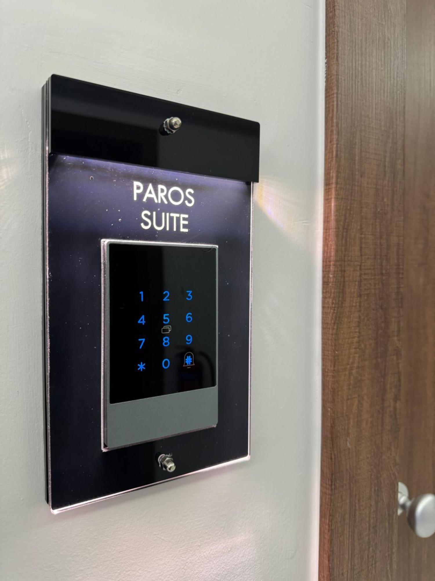 Chic Centre Suites Афины Экстерьер фото