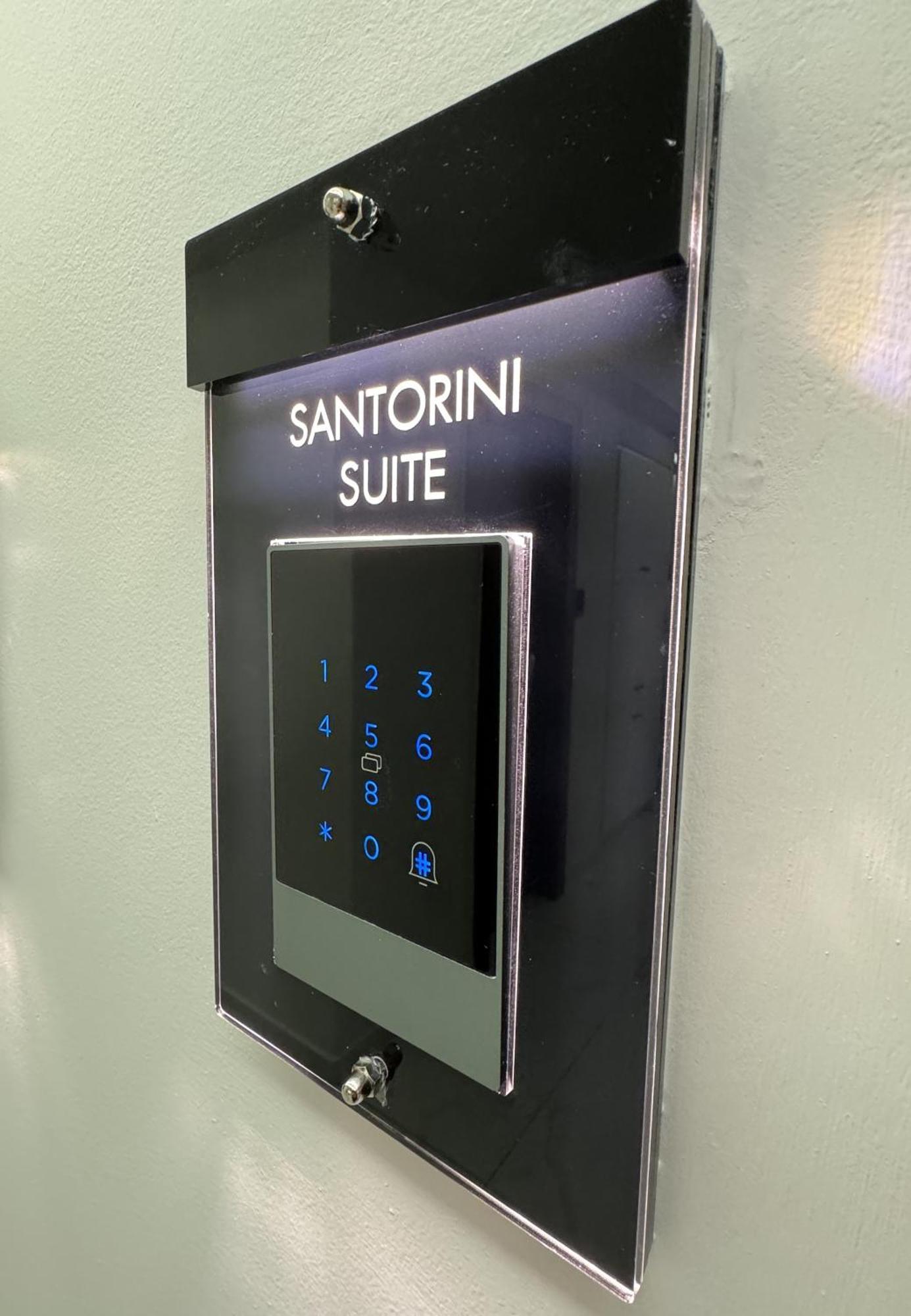Chic Centre Suites Афины Экстерьер фото