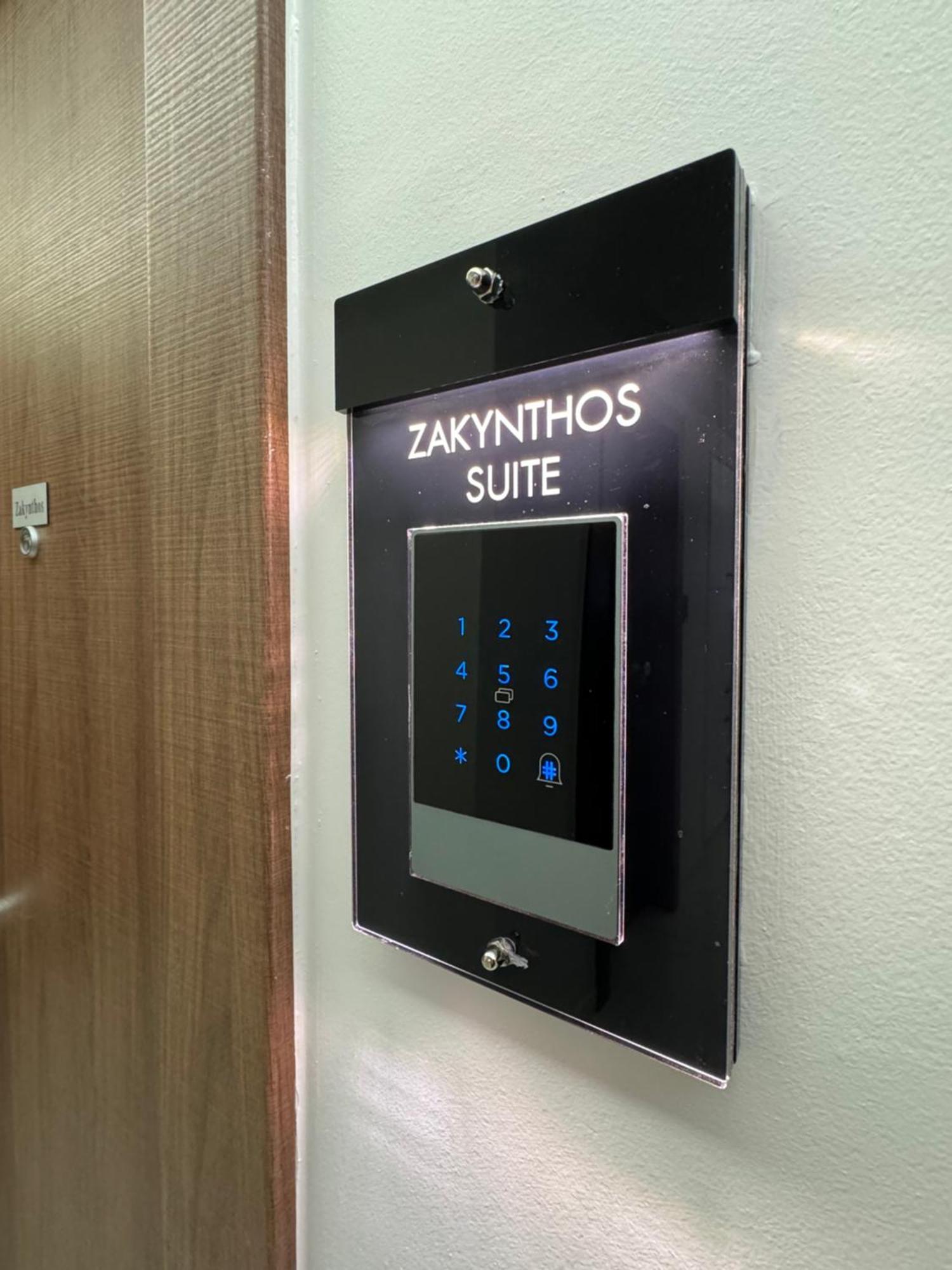 Chic Centre Suites Афины Экстерьер фото