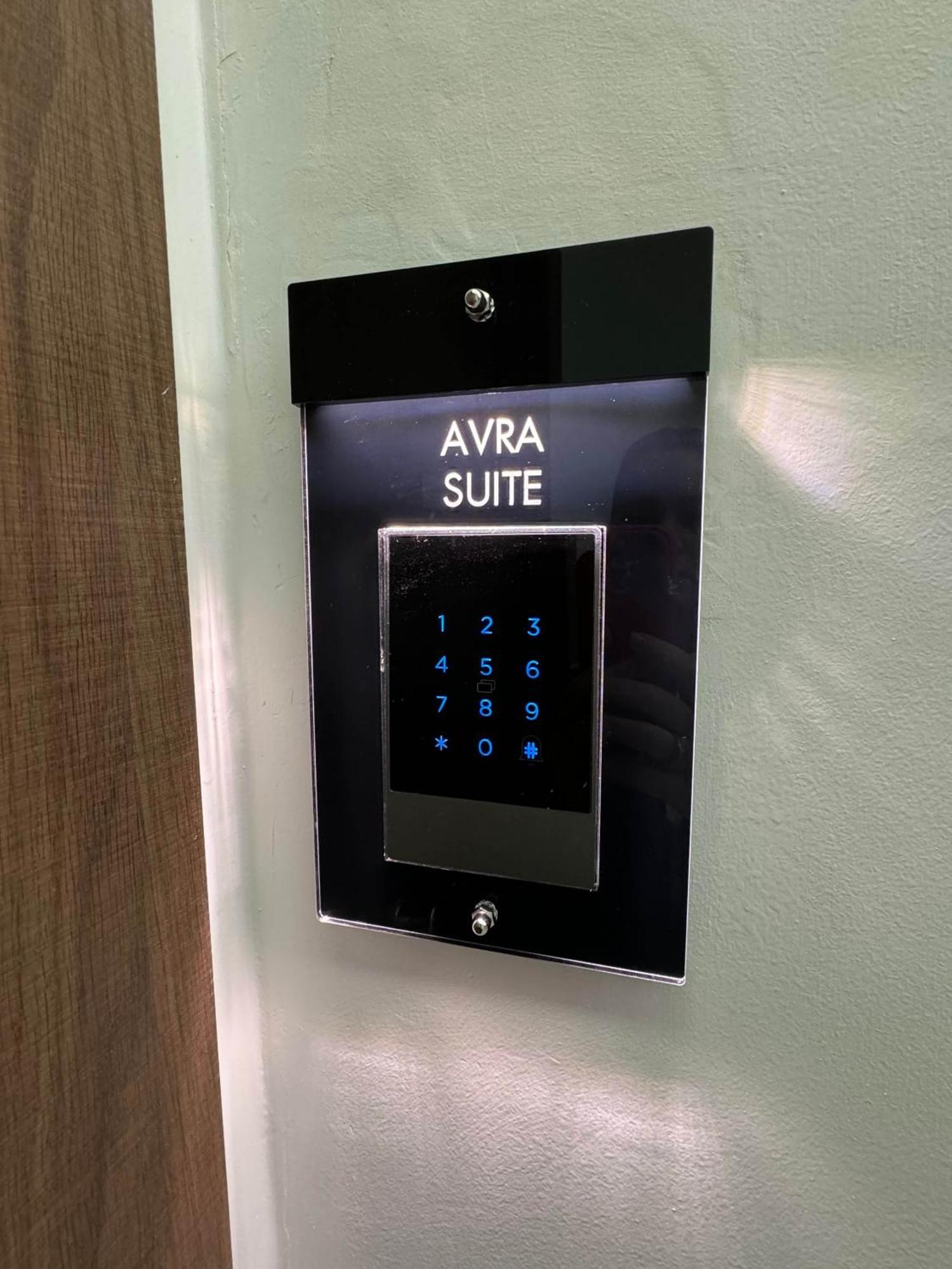 Chic Centre Suites Афины Экстерьер фото