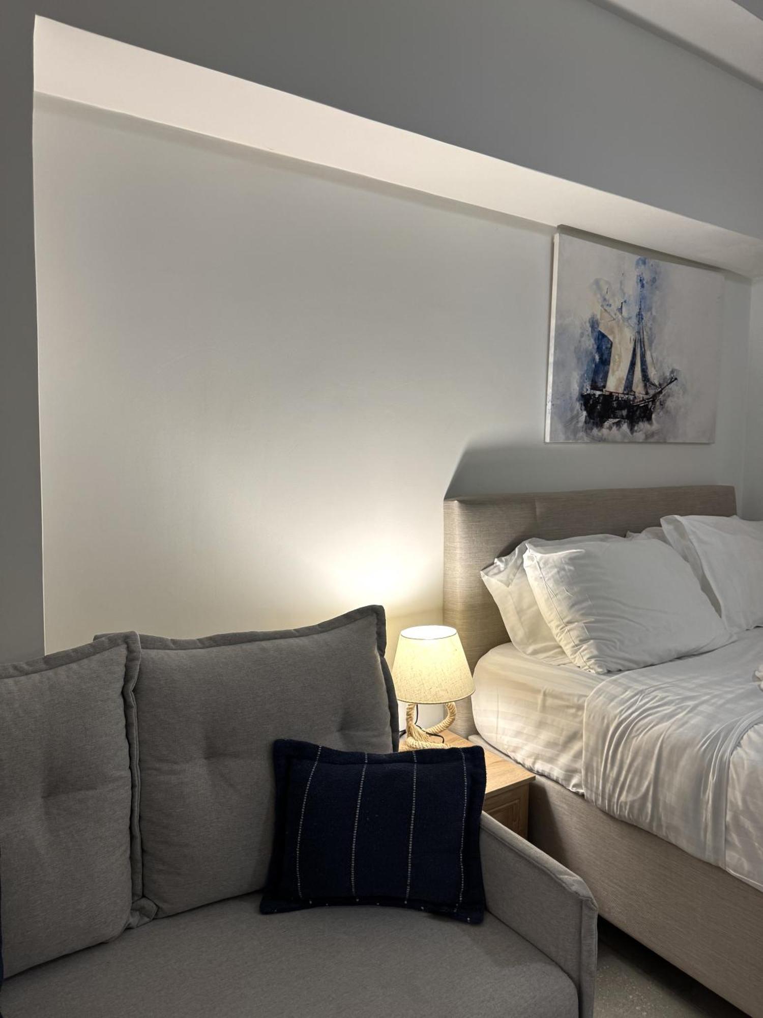 Chic Centre Suites Афины Экстерьер фото